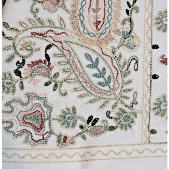 La Seine White Pashmina Shawl Wrap Gold Green Embroidery Fringe 78"x28" Holiday - Picture 10 of 14